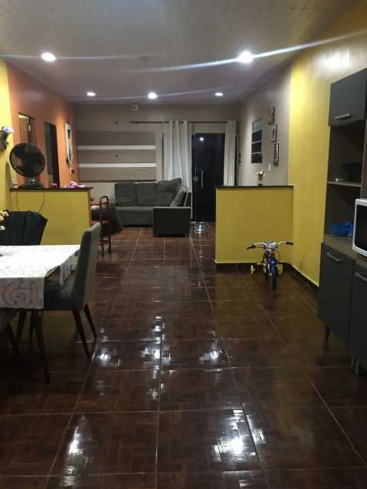 Casa, 8 quartos, 160 m² - Foto 4
