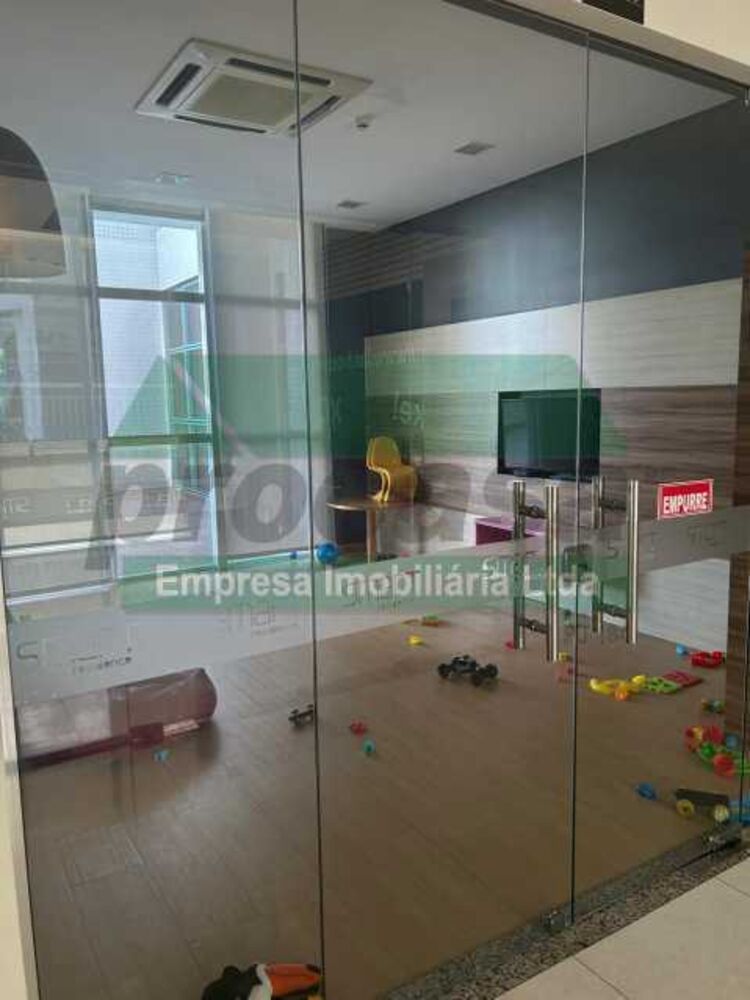 Apartamento à venda com 3 quartos, 105m² - Foto 3
