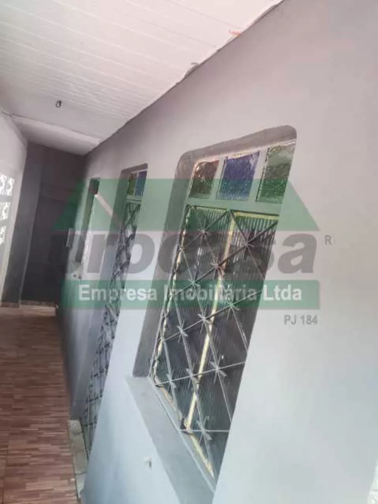 Casa à venda com 3 quartos, 53m² - Foto 1