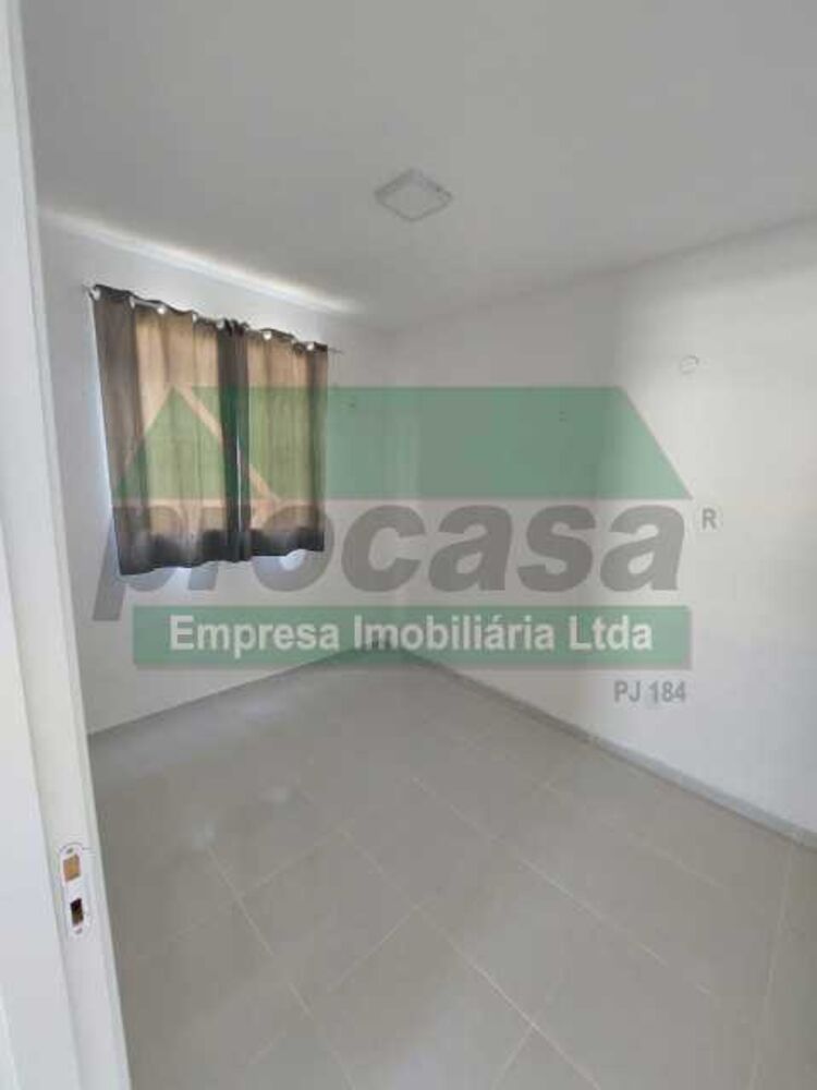Apartamento à venda com 2 quartos, 42m² - Foto 3
