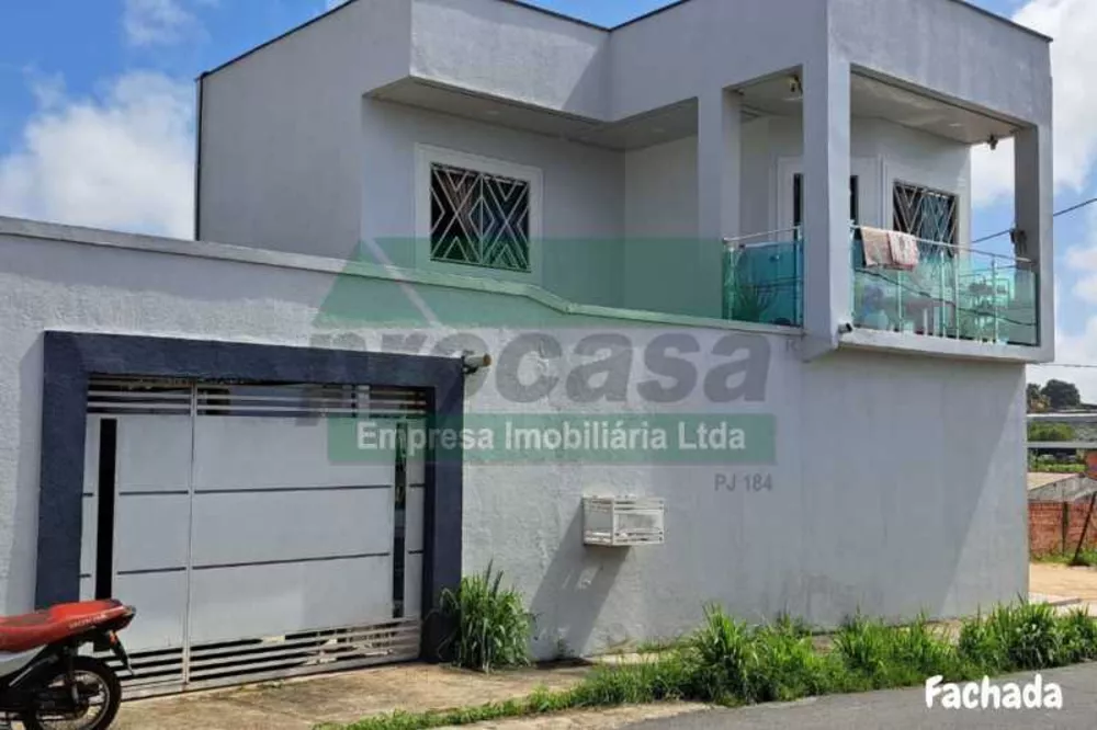 Casa à venda com 3 quartos, 180m² - Foto 1