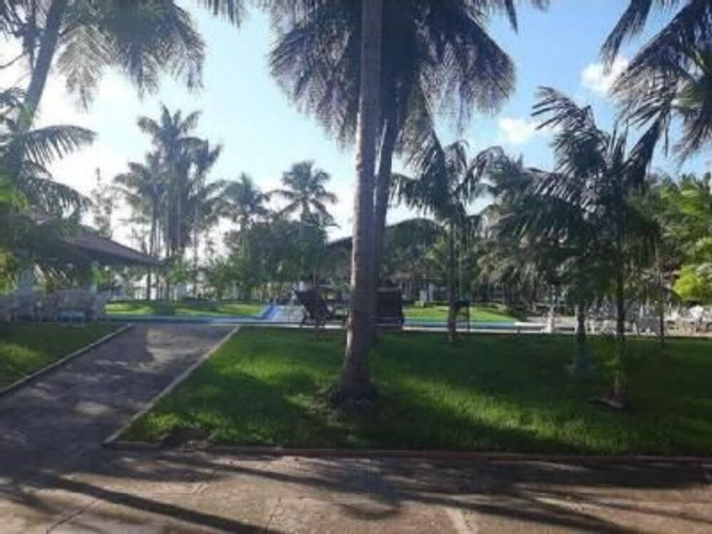 Casa de Condomínio à venda com 4 quartos, 782m² - Foto 2