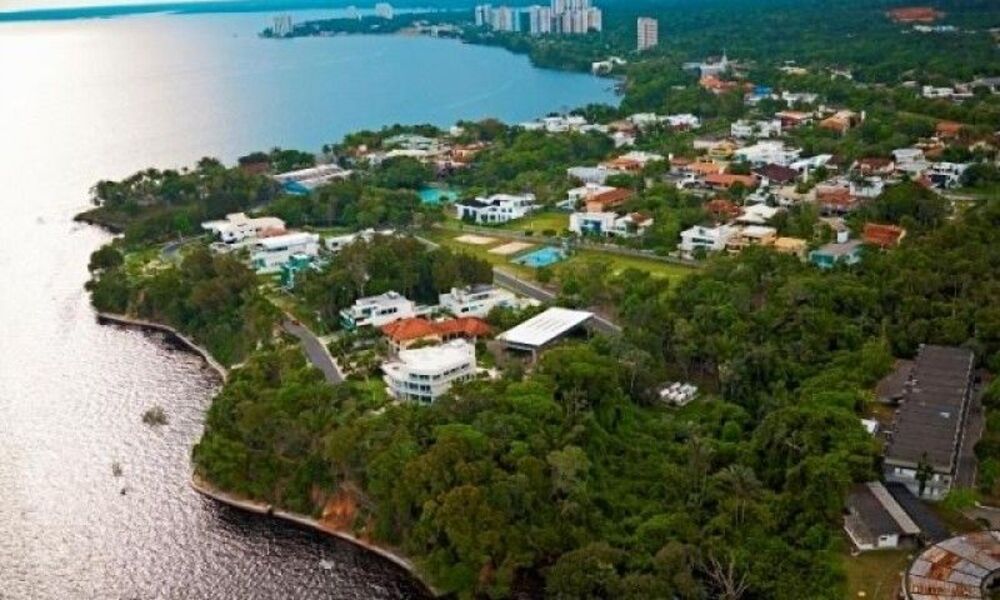 Casa de Condomínio à venda com 4 quartos, 782m² - Foto 1