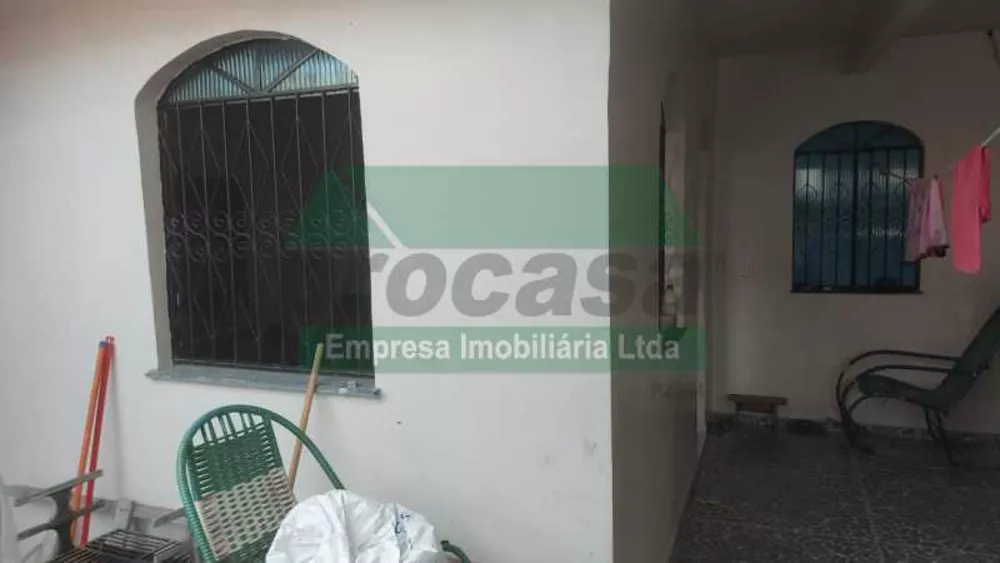 Casa à venda com 4 quartos, 150m² - Foto 3