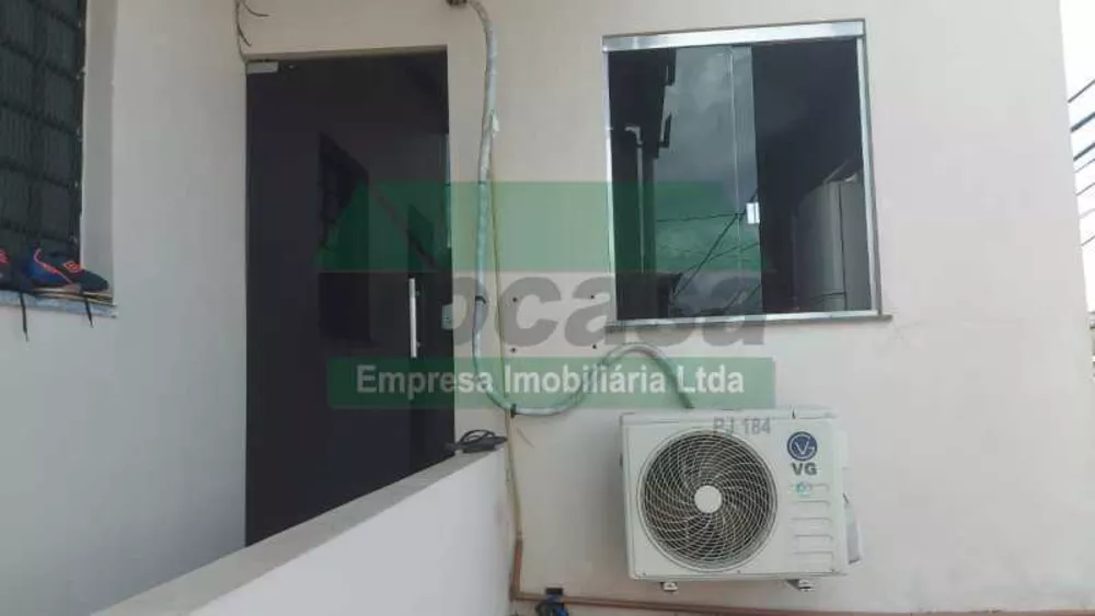 Casa à venda com 4 quartos, 150m² - Foto 2