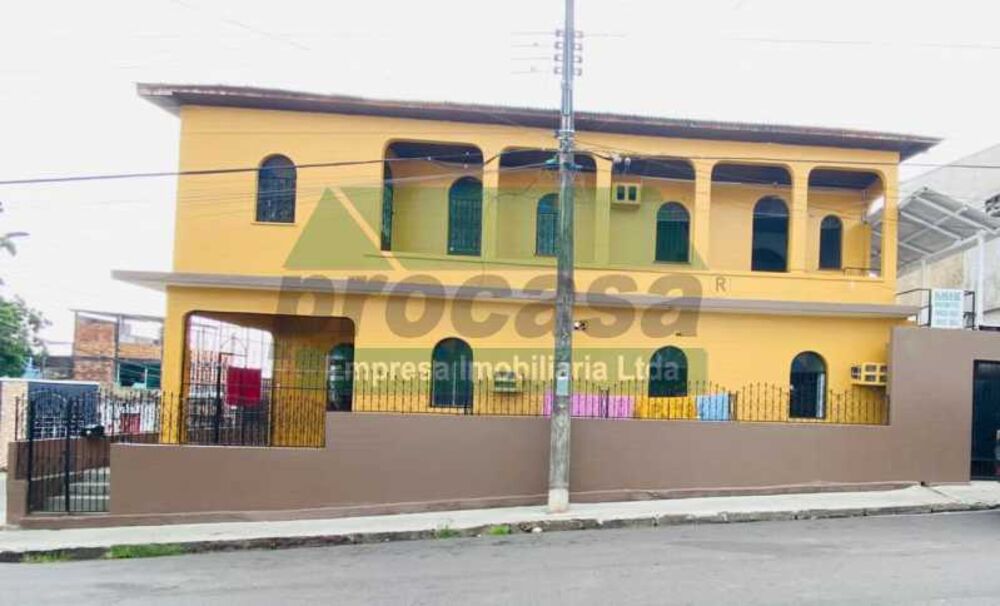 Casa, 5 quartos, 250 m² - Foto 1