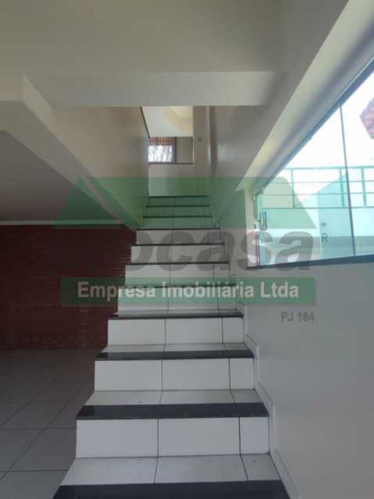Casa à venda com 4 quartos, 250m² - Foto 24