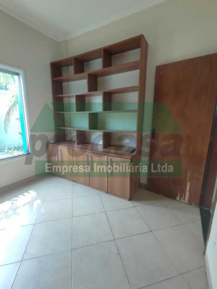 Casa à venda com 4 quartos, 250m² - Foto 6