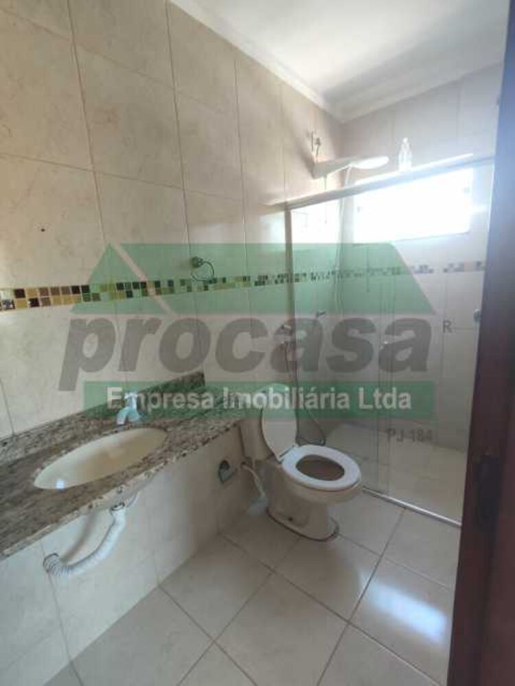 Casa à venda com 4 quartos, 250m² - Foto 13