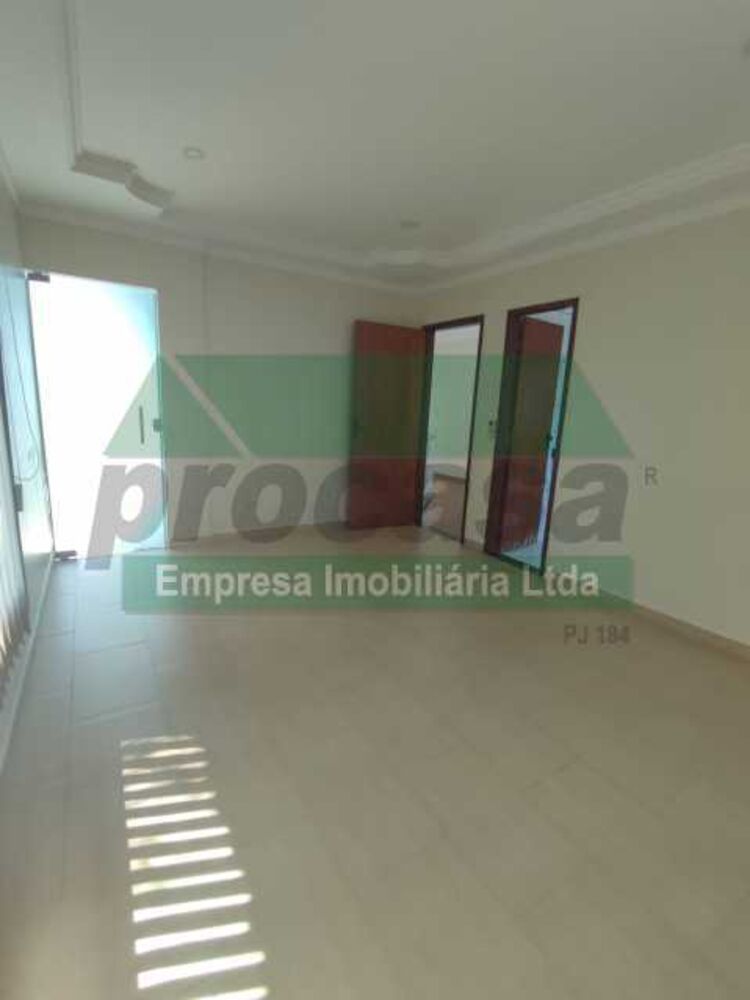 Casa à venda com 4 quartos, 250m² - Foto 15