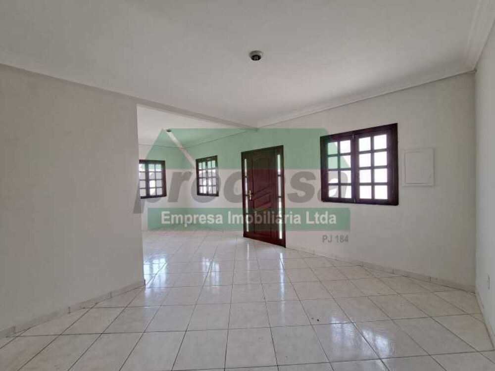 Casa de Condomínio à venda e aluguel com 3 quartos, 450m² - Foto 7