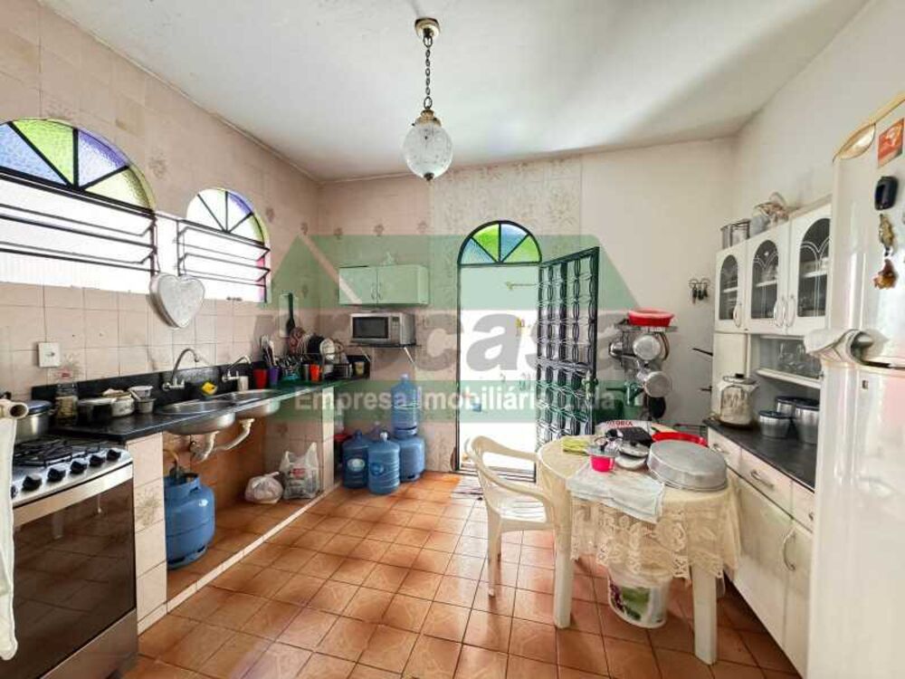 Casa, 6 quartos, 250 m² - Foto 6