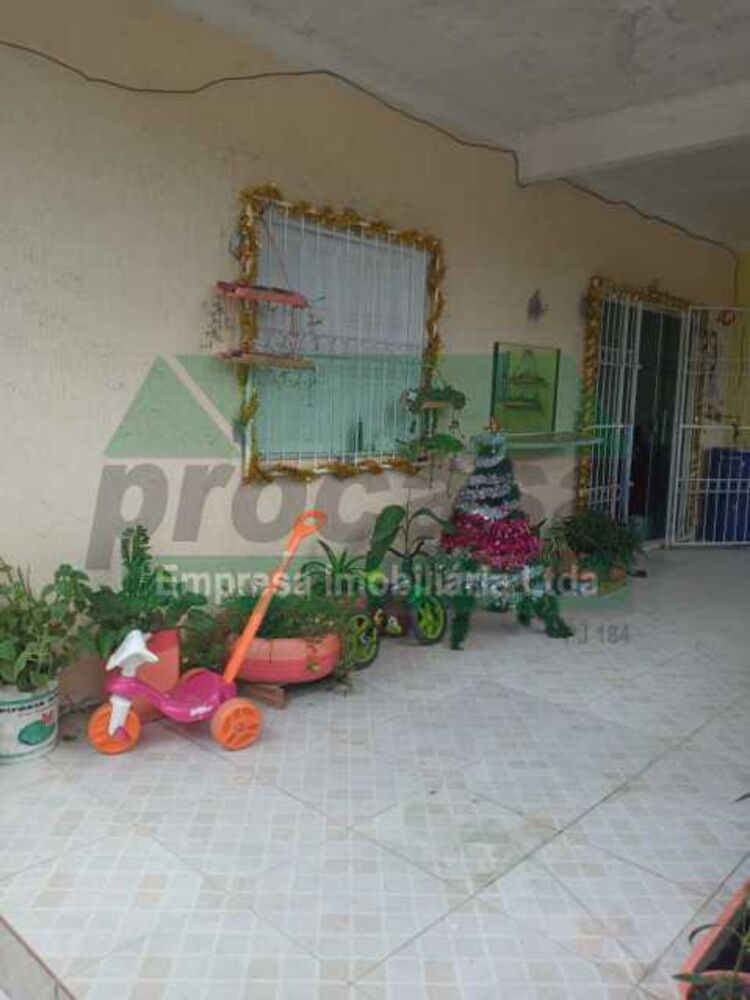 Casa à venda com 6 quartos, 270m² - Foto 3