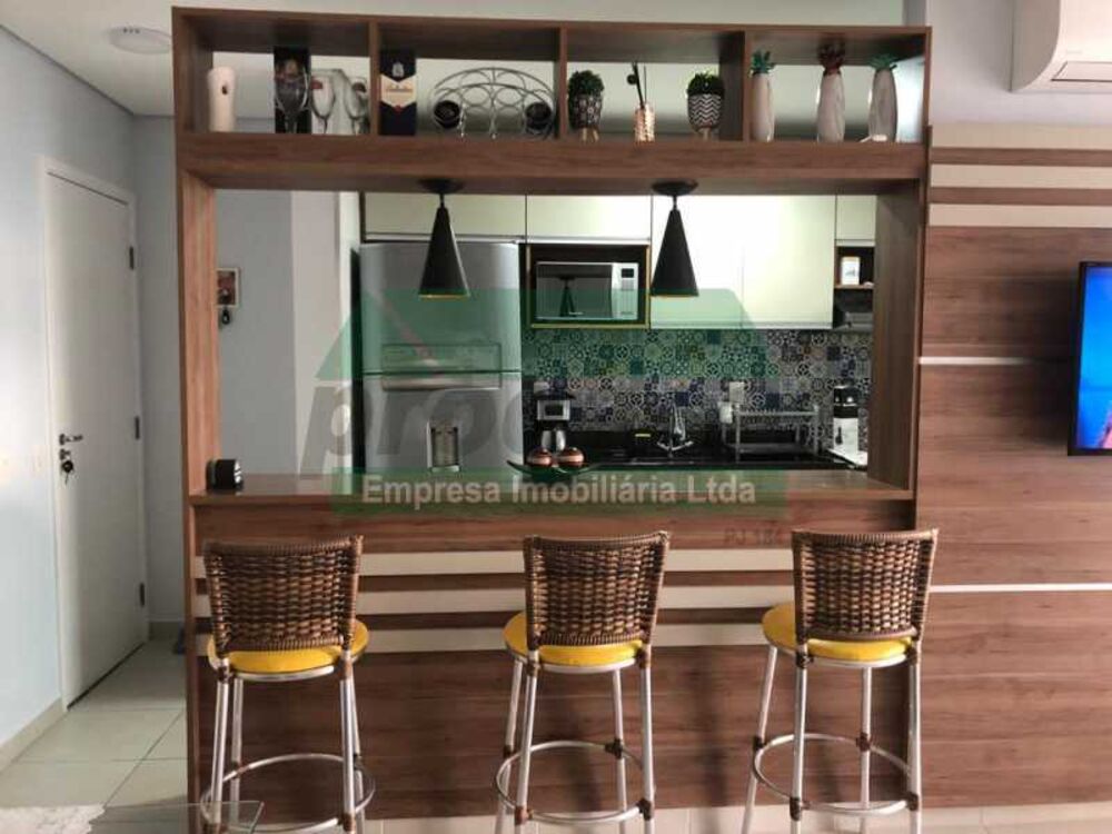 Apartamento à venda com 2 quartos, 71m² - Foto 2