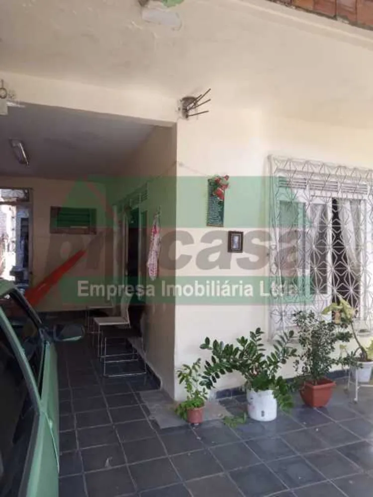Casa, 5 quartos, 304 m² - Foto 1