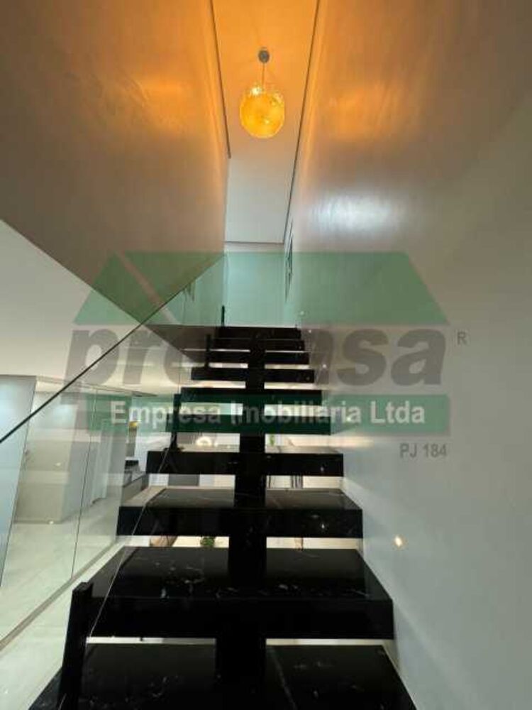 Casa à venda com 3 quartos, 180m² - Foto 10
