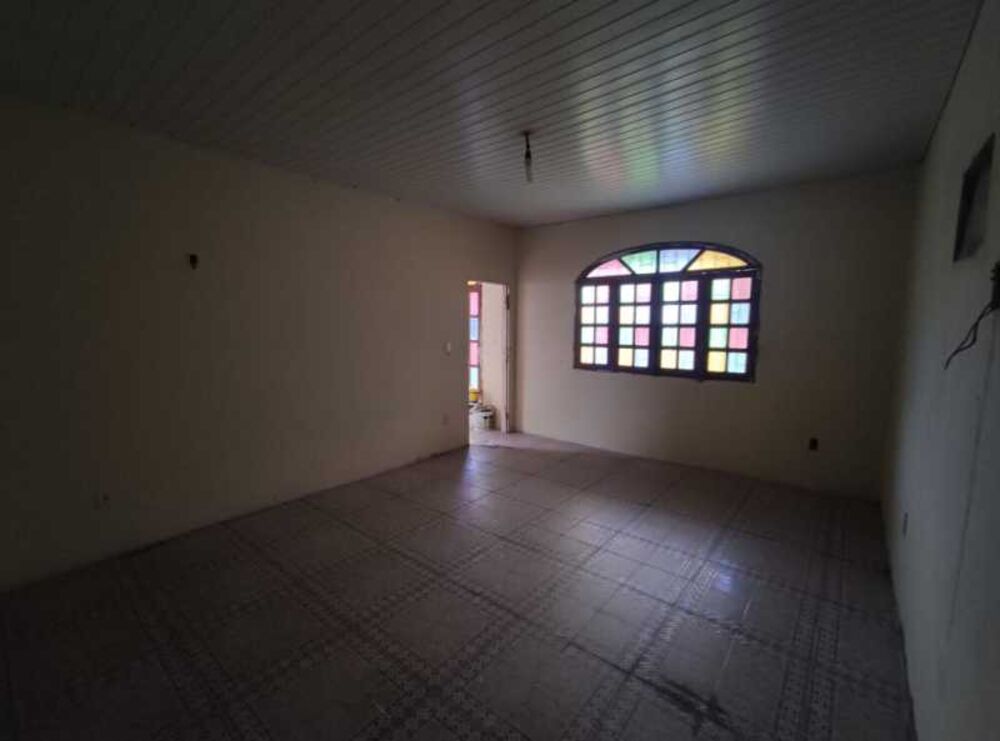 Casa à venda com 1 quarto, 55m² - Foto 4