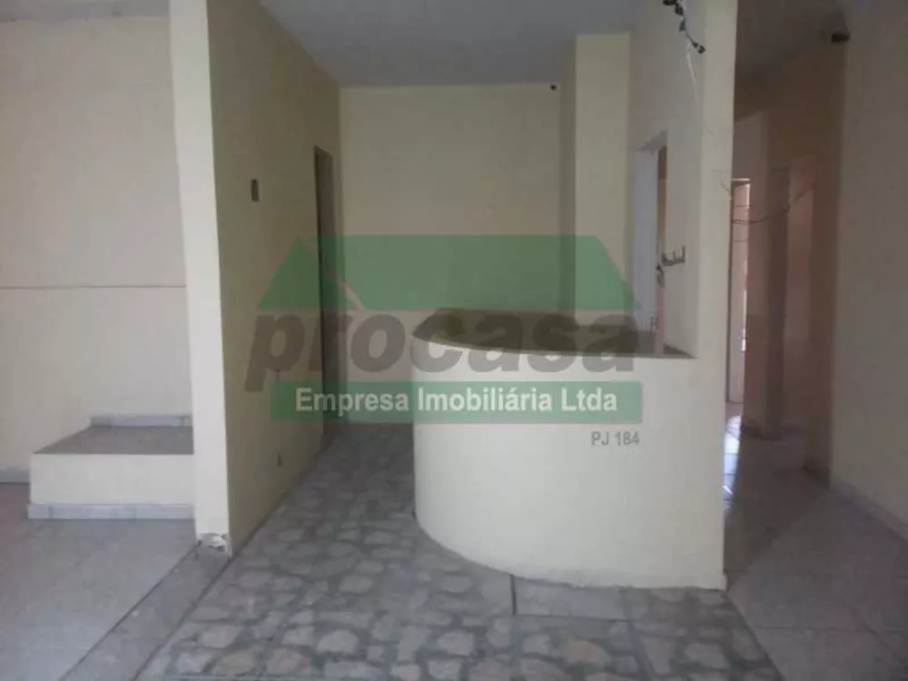 Prédio Inteiro para alugar com 13 quartos, 200m² - Foto 1