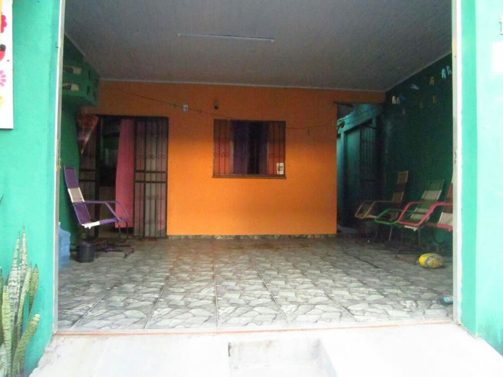 Casa Comercial à venda com 3 quartos, 128m² - Foto 1