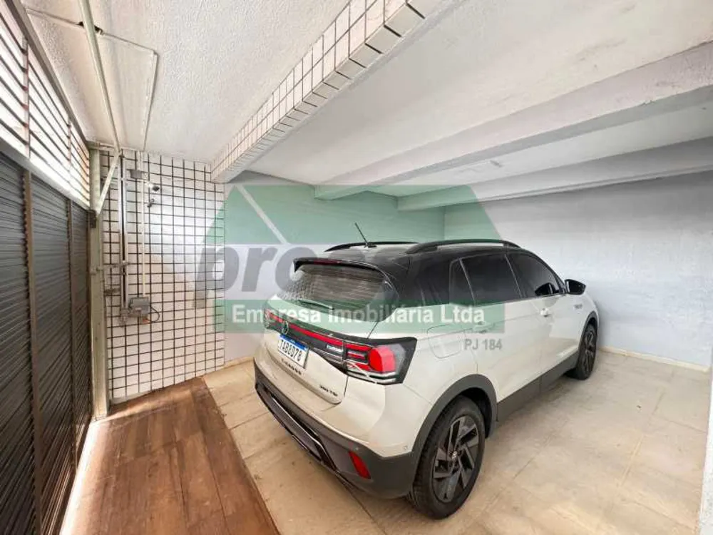 Casa, 4 quartos, 239 m² - Foto 2
