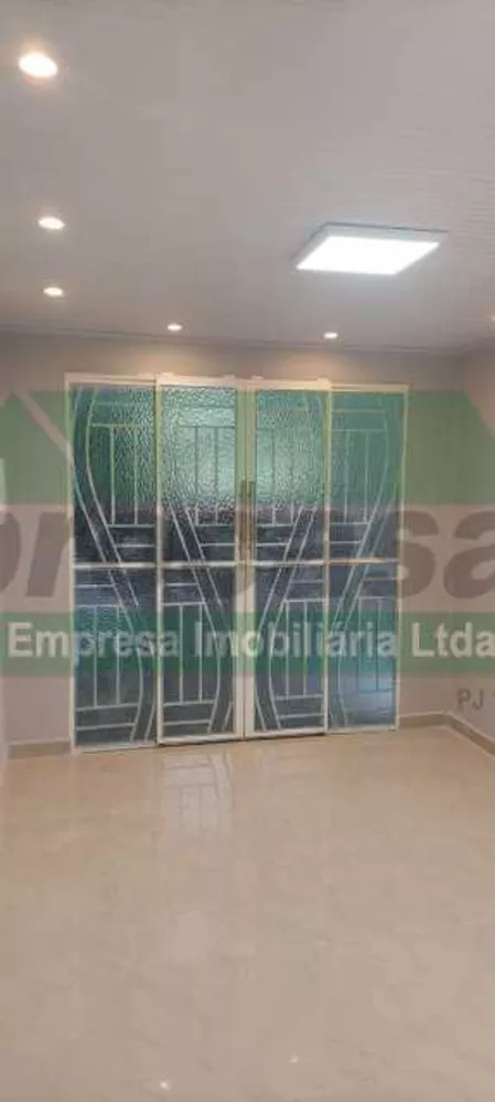 Casa à venda com 3 quartos, 160m² - Foto 2