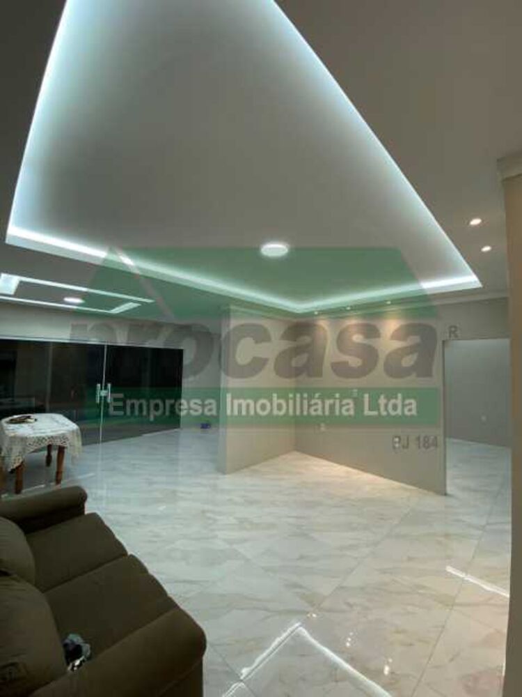 Casa, 3 quartos, 250 m² - Foto 9