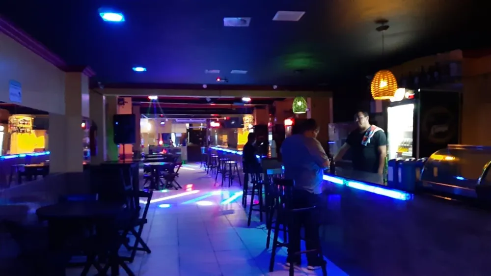 Loja-Salão, 600 m² - Foto 1
