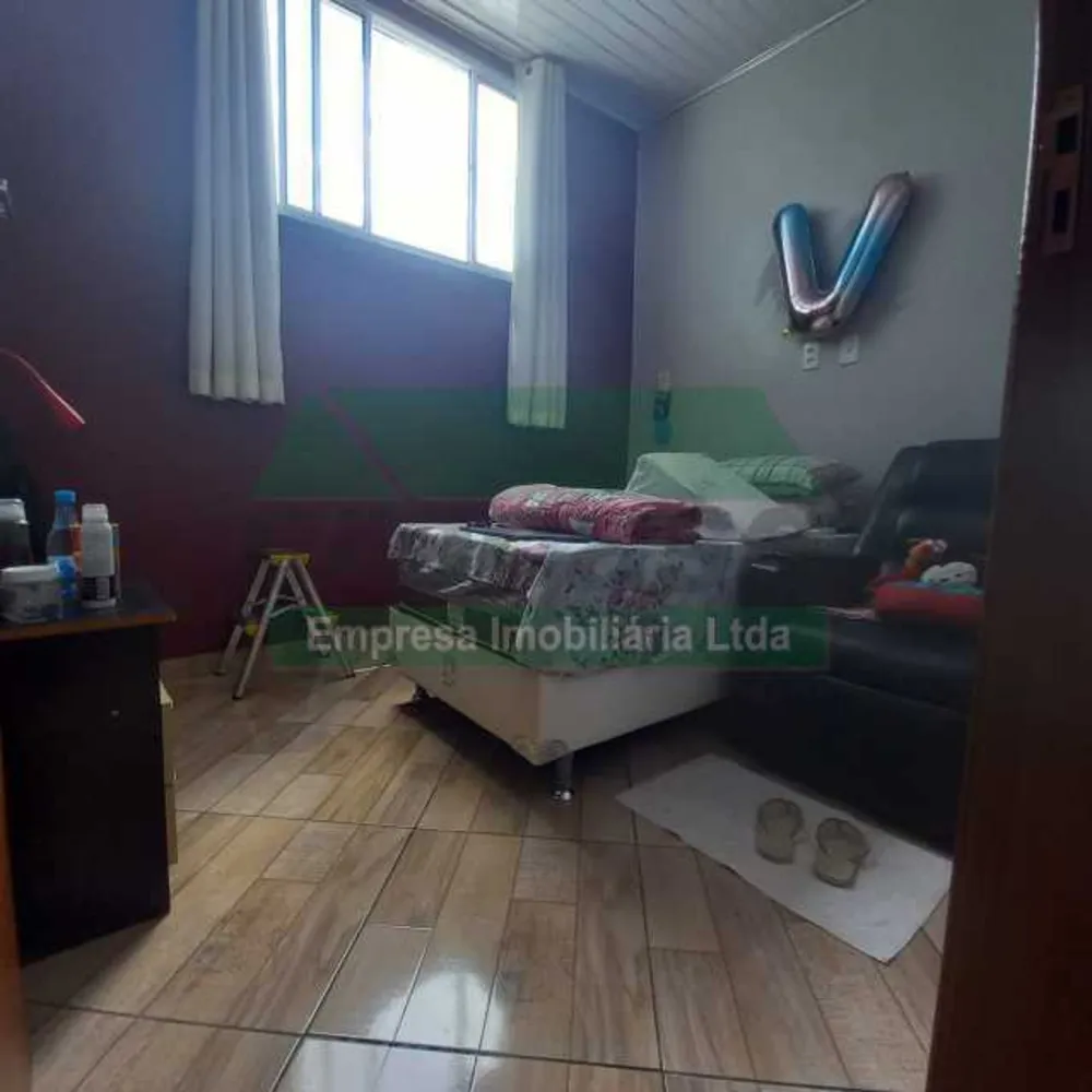 Casa, 5 quartos, 240 m² - Foto 3
