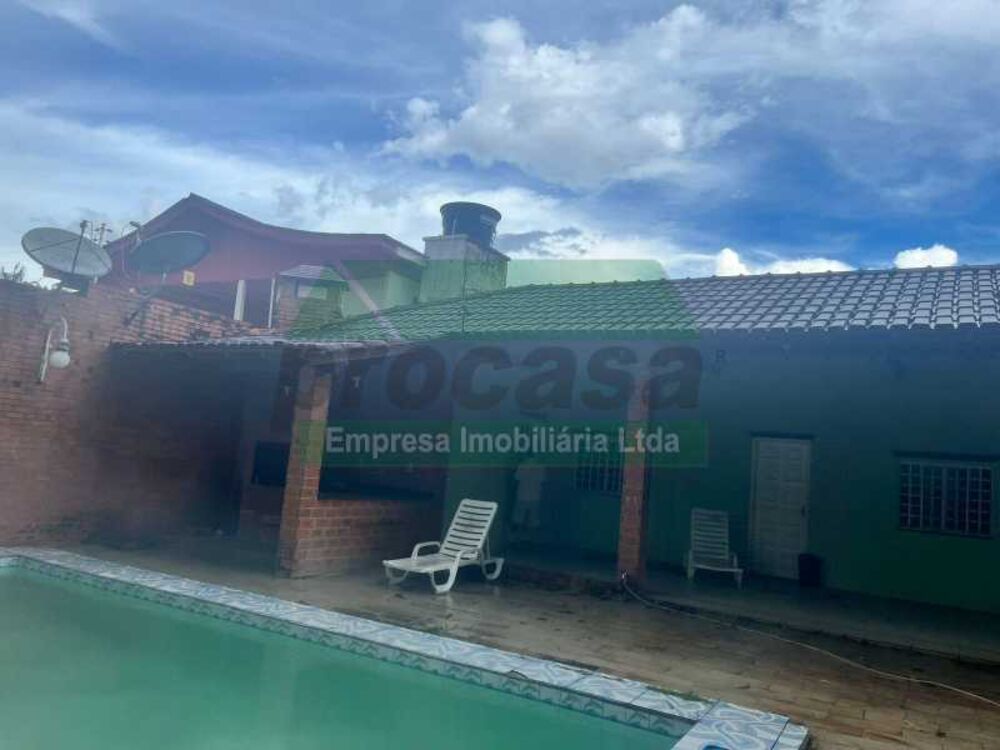 Casa à venda com 4 quartos, 612m² - Foto 1