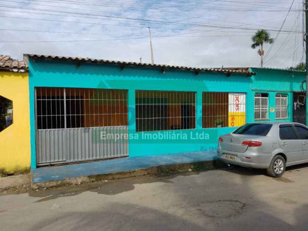 Casa à venda com 3 quartos, 189m² - Foto 1