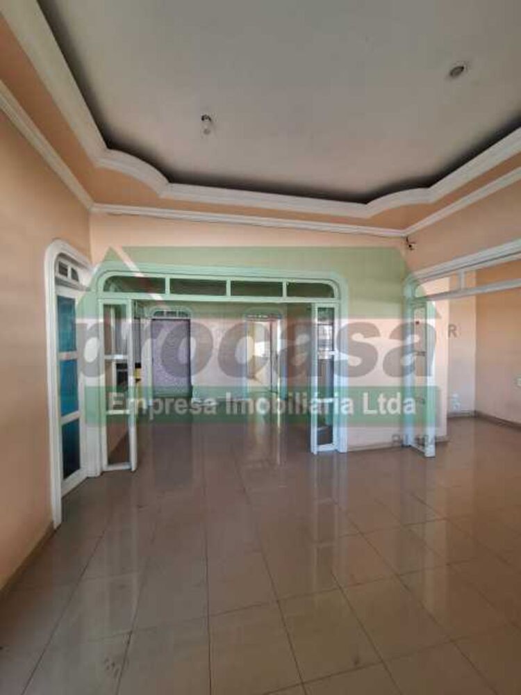 Casa, 3 quartos, 300 m² - Foto 3