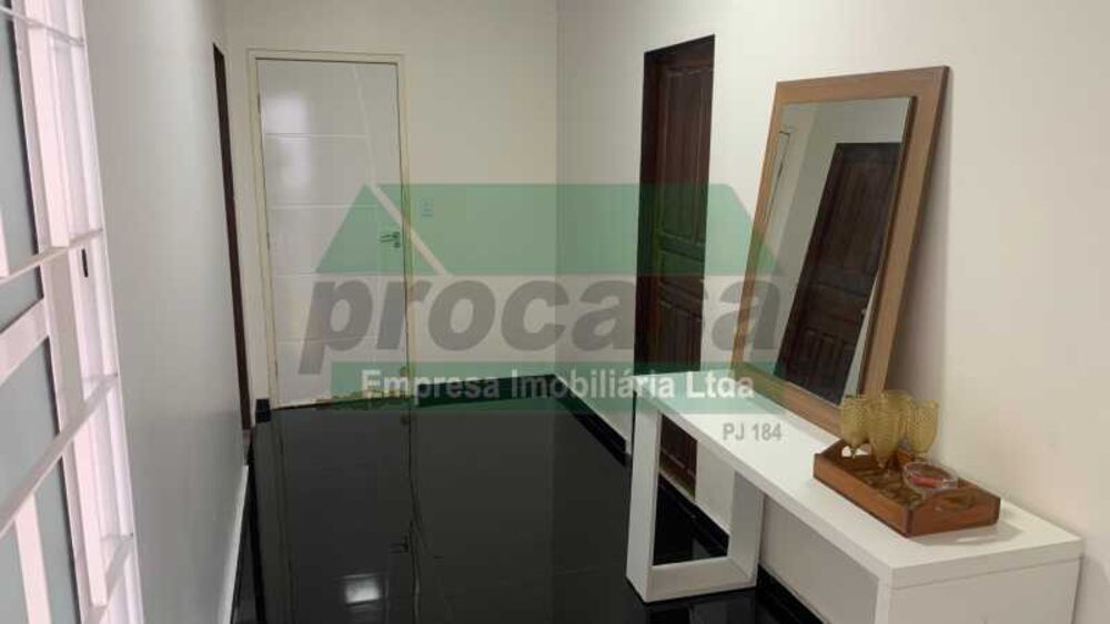 Casa à venda com 3 quartos, 450m² - Foto 5