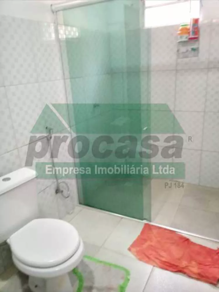 Casa à venda com 3 quartos, 250m² - Foto 4