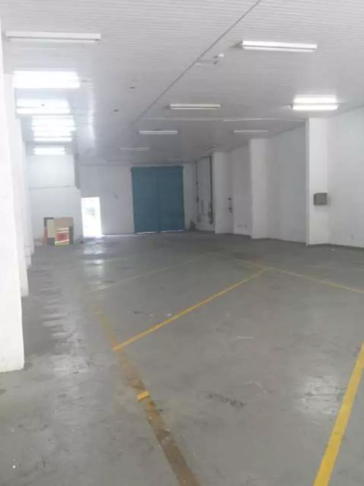 Prédio Inteiro para alugar, 1200m² - Foto 2