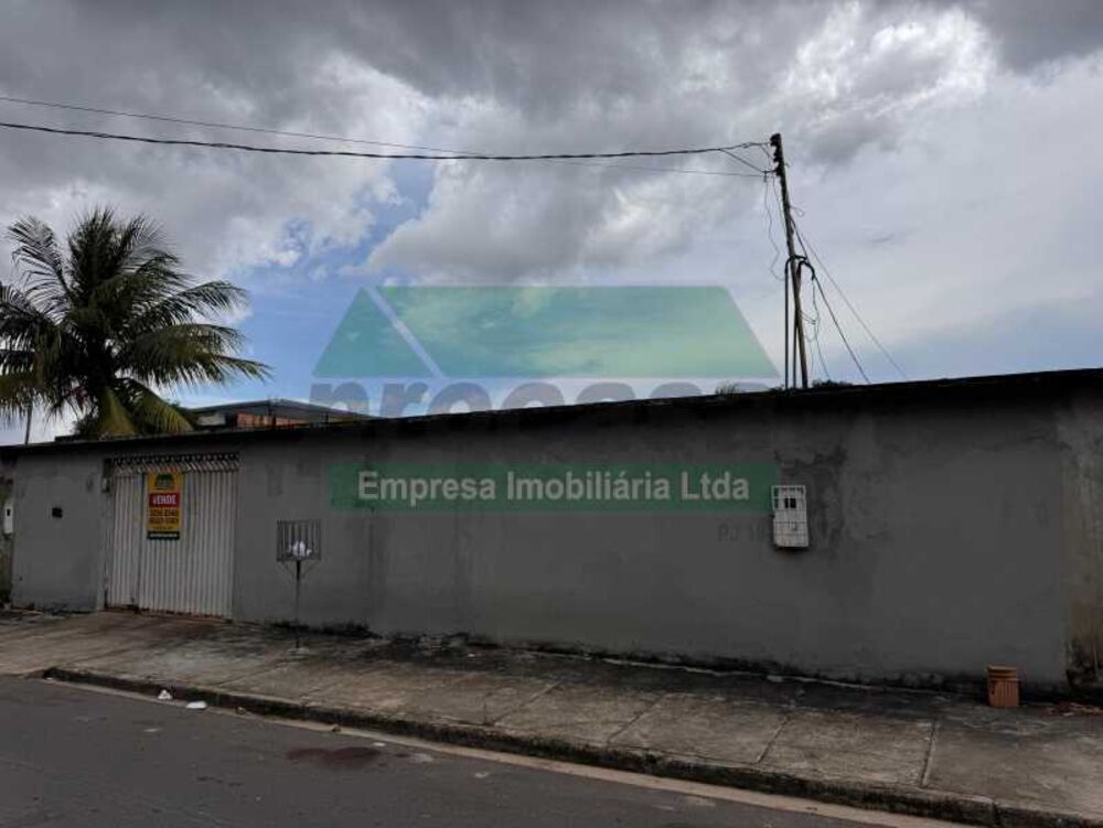 Casa, 4 quartos, 240 m² - Foto 1