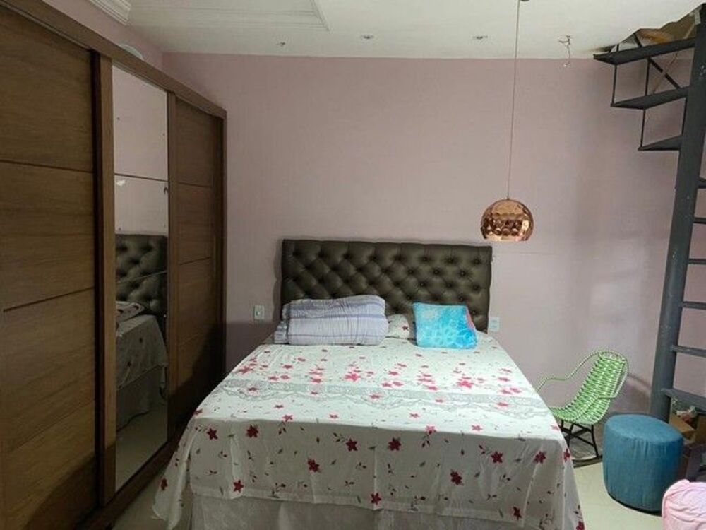 Casa de Condomínio à venda com 3 quartos, 350m² - Foto 2