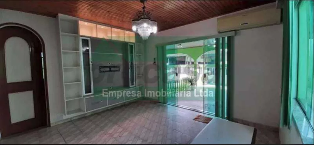 Casa à venda com 3 quartos, 440m² - Foto 3