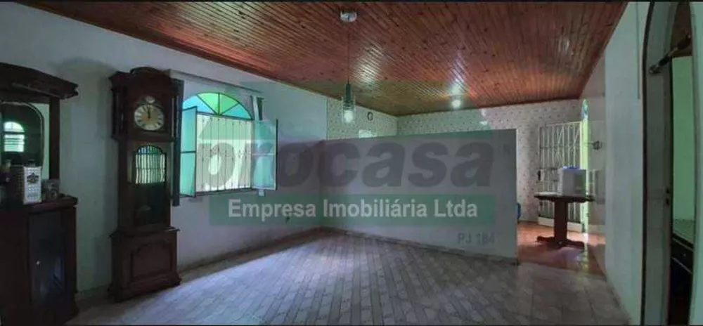 Casa à venda com 3 quartos, 440m² - Foto 4