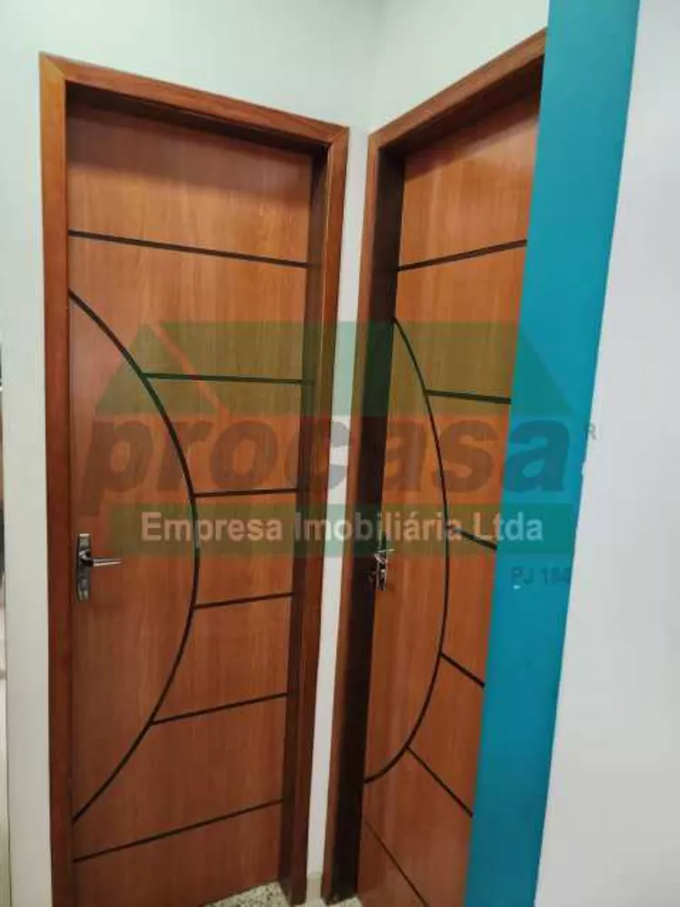 Casa de Condomínio à venda com 3 quartos, 200m² - Foto 4