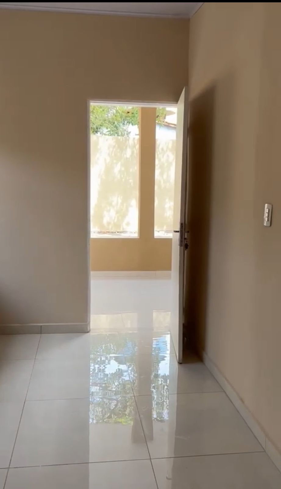 Casa à venda com 3 quartos, 100m² - Foto 14