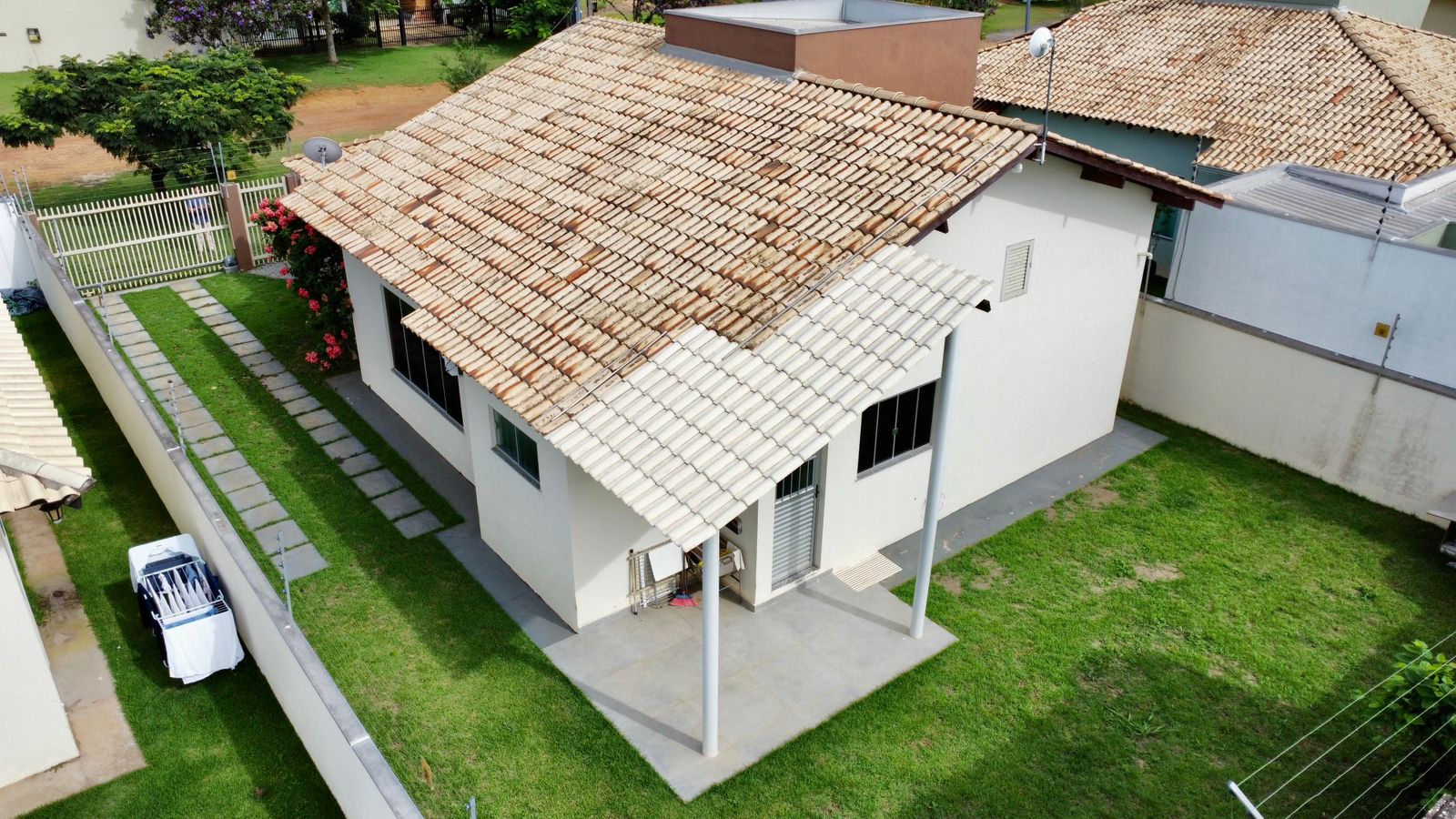 Casa à venda com 1 quarto, 105m² - Foto 6