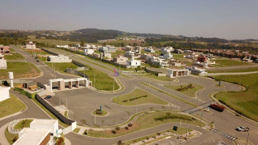 Casa de Condomínio à venda com 3 quartos, 150m² - Foto 1