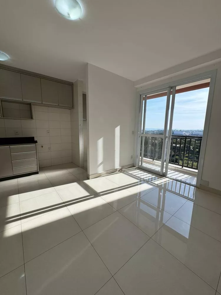 Apartamento para alugar com 3 quartos, 77m² - Foto 1