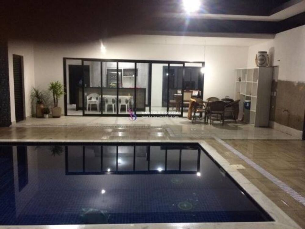 Casa de Condomínio à venda com 4 quartos, 340m² - Foto 3