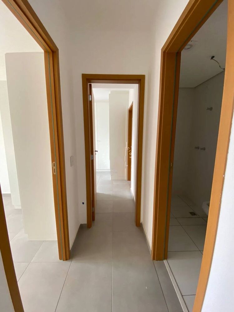 Apartamento para alugar com 2 quartos, 103m² - Foto 4