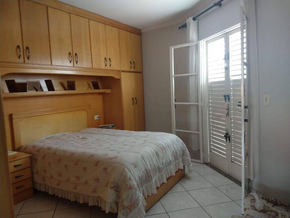 Casa para alugar com 4 quartos, 537m² - Foto 5