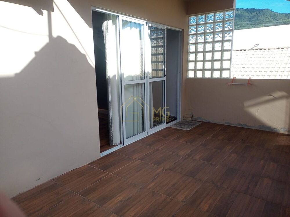 Casa à venda com 3 quartos, 50m² - Foto 5