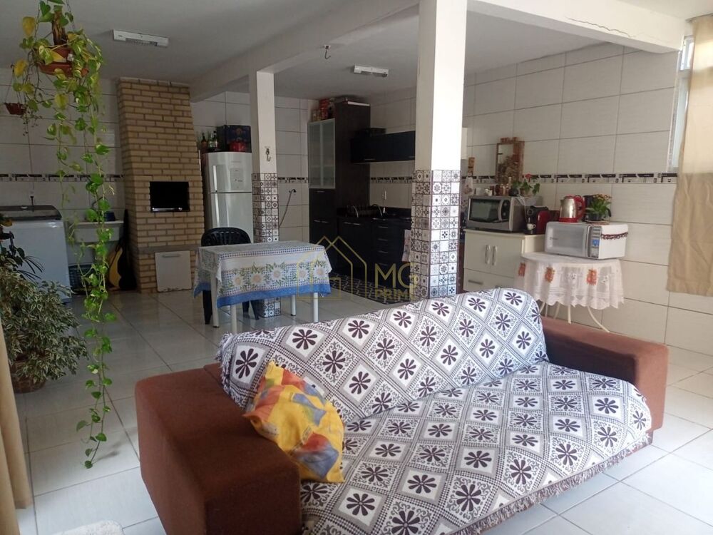 Casa à venda com 3 quartos, 50m² - Foto 3