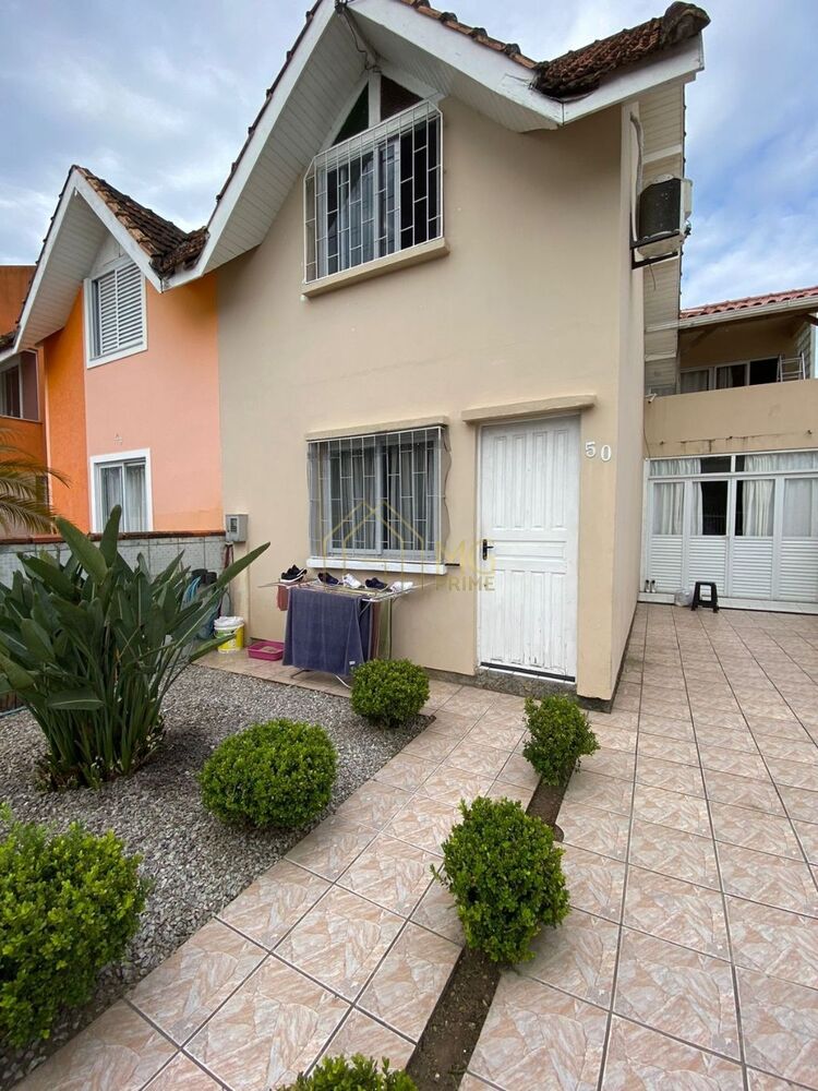 Casa à venda com 3 quartos, 50m² - Foto 8