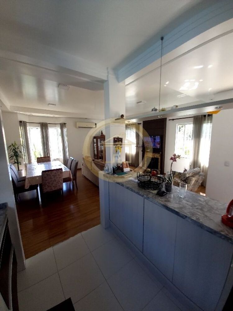 Casa, 3 quartos, 175 m² - Foto 2